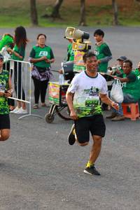 BIB: 12
                            <button type="button" onclick="openModal(3531598)" class="btn btn-primary btn-sm float-right btn-popup" data-toggle="modal" data-target=".modal-high-quality">
                        <i class="fas fa-shopping-cart"></i> Add to Cart
                    </button>
                                            <button type="button" onclick="isThisMe(3531598, true)" class="btn btn-success btn-sm float-right btn-popup btn-isme hidden" data-toggle="tooltip" data-placement="bottom" title="นี่คือรูปของคุณใช่ไหม คลิกที่นี่เพื่อเอาเข้าอัลบั้ม">
                        <i class="fas fa-plus"></i> Add to album
                    </button>
                    <button type="button" onclick="isThisMe(3531598, false)" class="btn btn-warning btn-sm float-right btn-popup btn-isnotme hidden">
                        <i class="fas fa-ban"></i> Remove from album
                    </button>